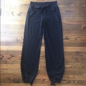 Lululemon pants (size 10)